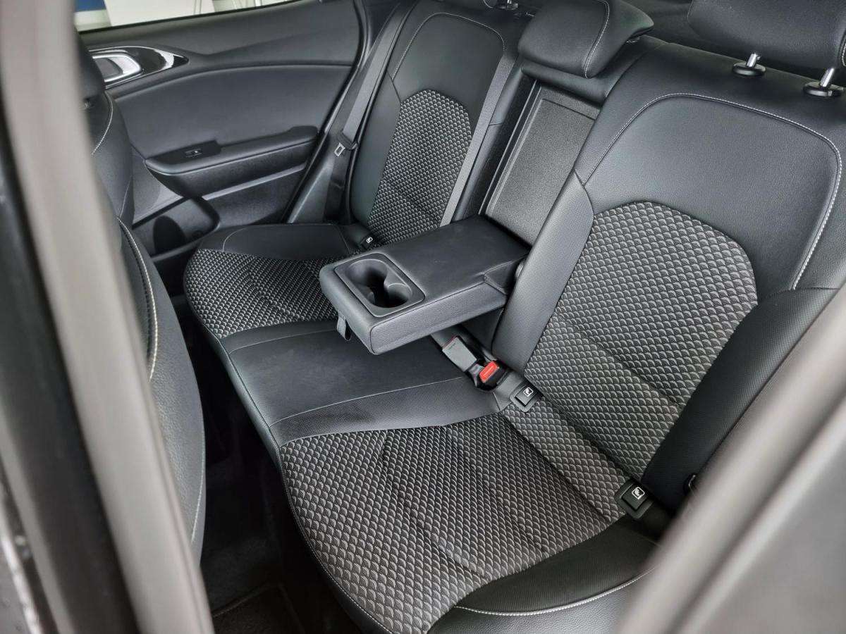 kia-xceed-2022-hibrido-a-gasolina-1580cc