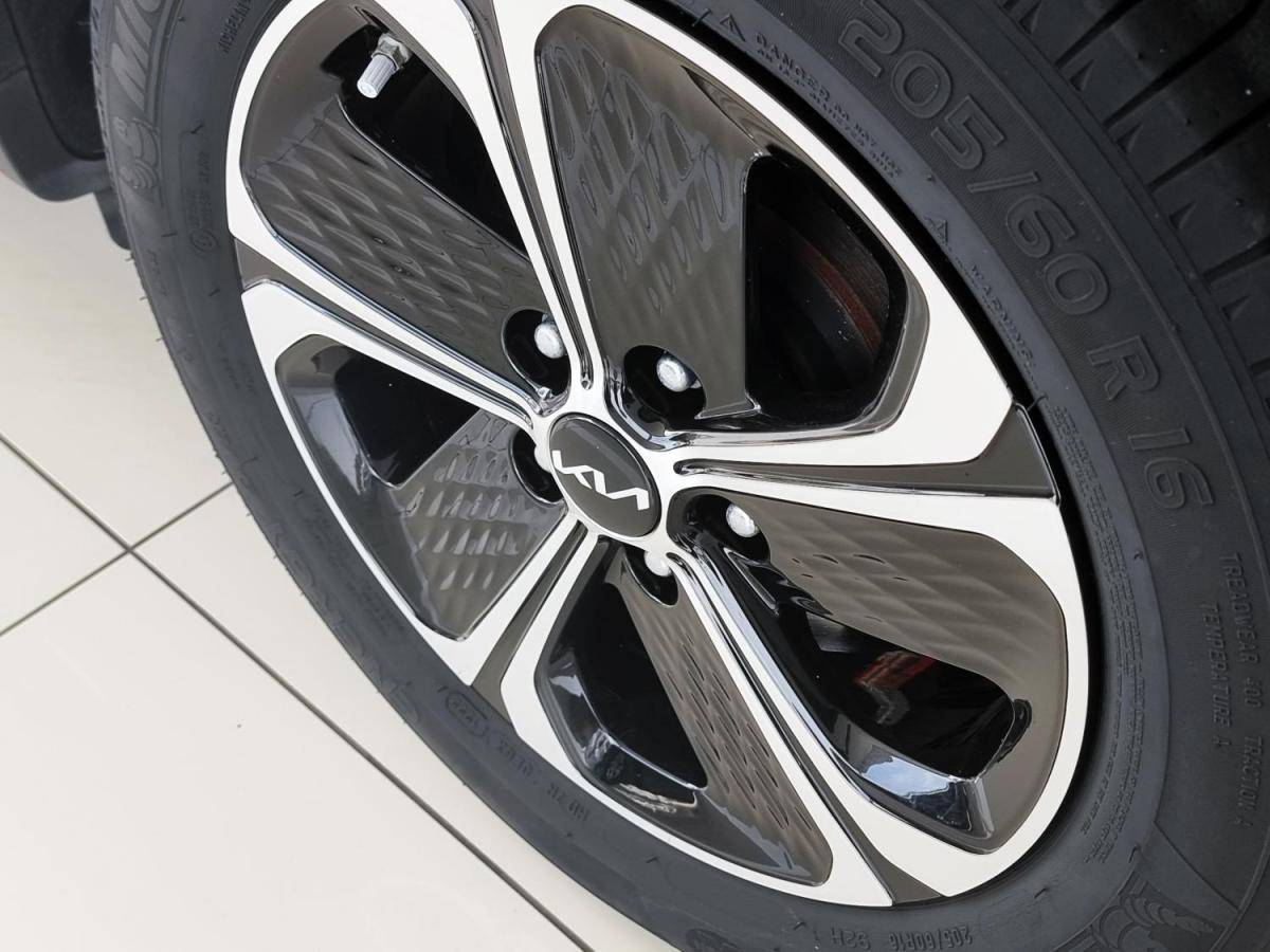 kia-xceed-2022-hibrido-a-gasolina-1580cc