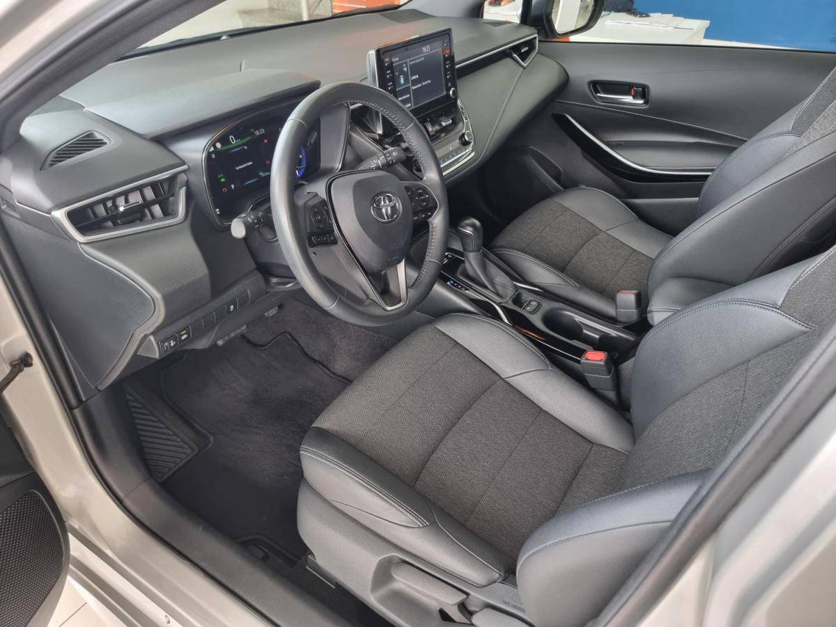 toyota-corolla-2022-hibrido-a-gasolina-1798cc