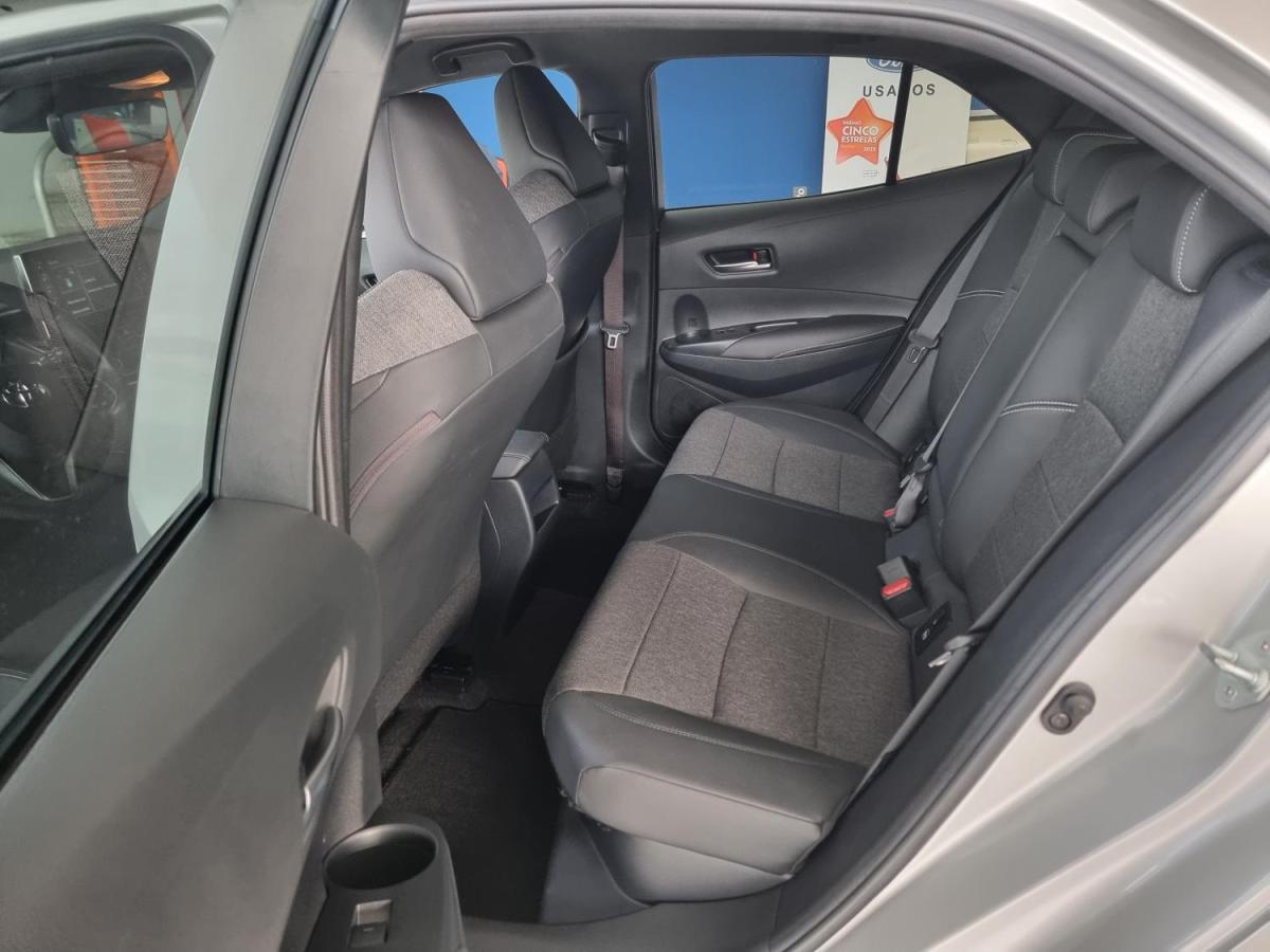 toyota-corolla-2022-hibrido-a-gasolina-1798cc