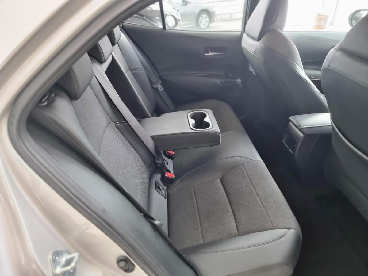 toyota-corolla-2022-hibrido-a-gasolina-1798cc