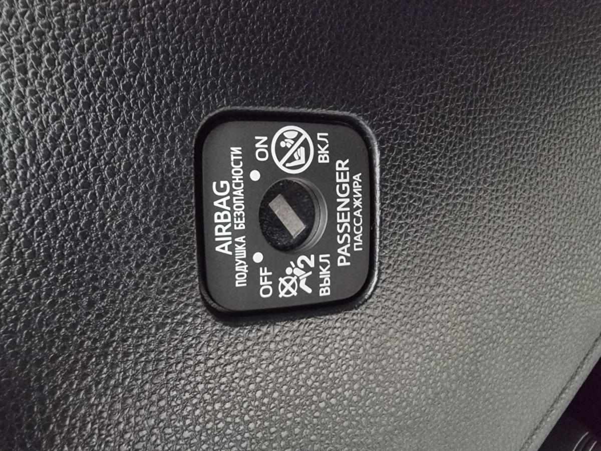 toyota-corolla-2022-hibrido-a-gasolina-1798cc