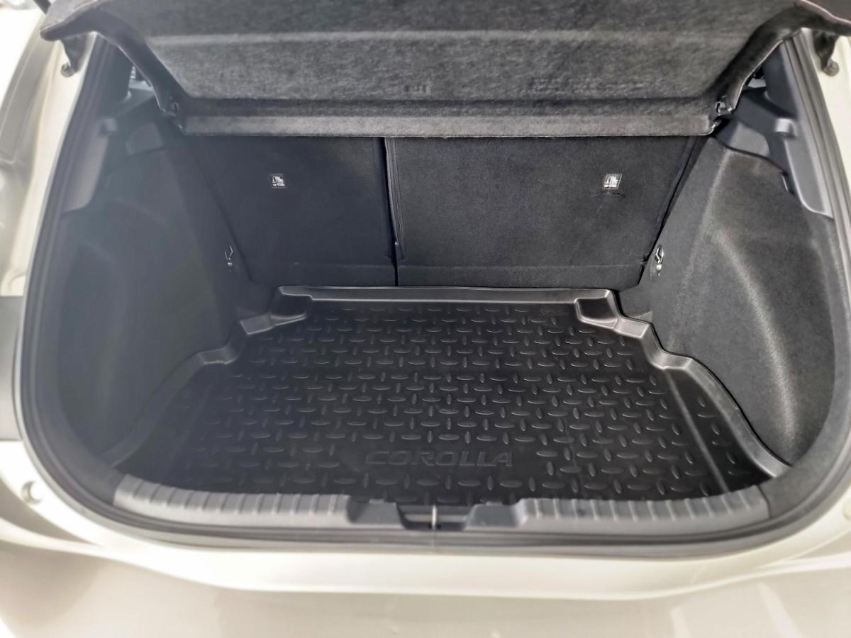 toyota-corolla-2022-hibrido-a-gasolina-1798cc