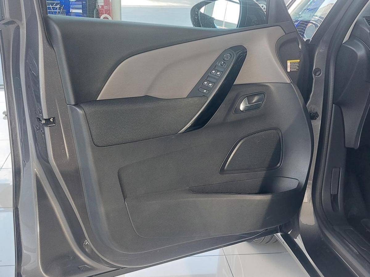 citroen-spacetourer-2019-gasolina-1199cc