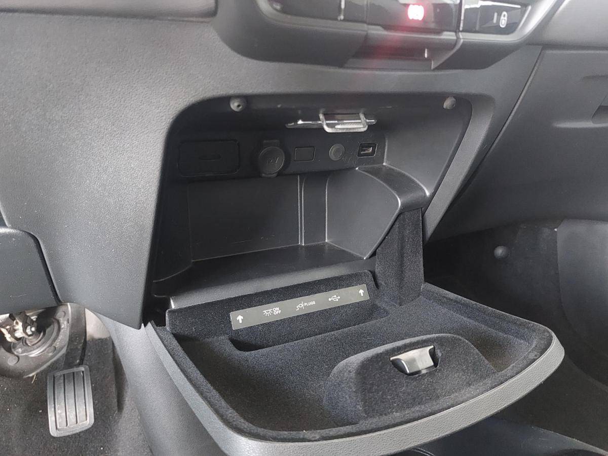 citroen-spacetourer-2019-gasolina-1199cc