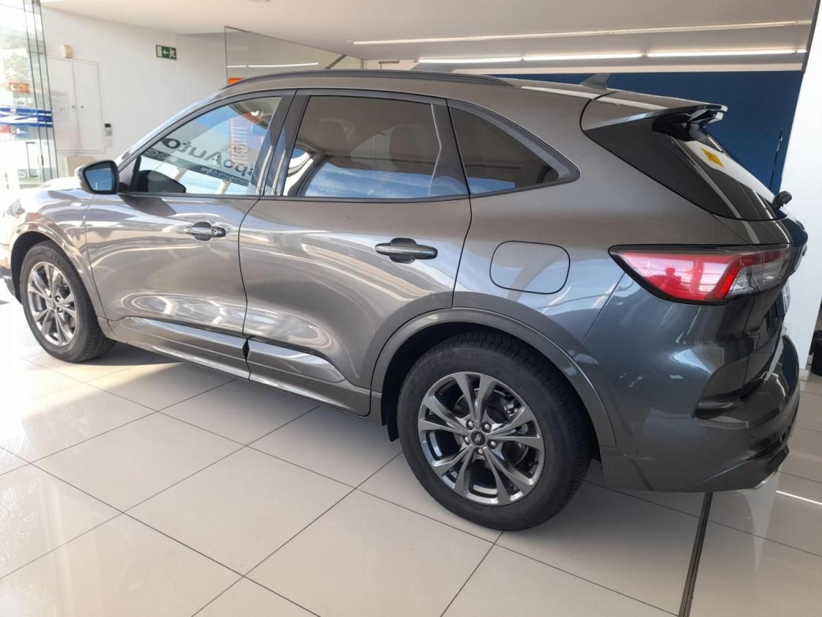 ford-kuga-2022-gasolina-1499cc
