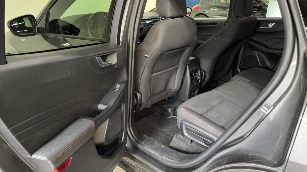 ford-kuga-2022-gasolina-1499cc