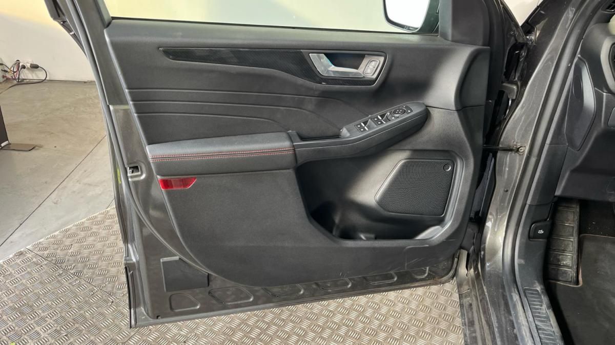 ford-kuga-2022-gasolina-1499cc