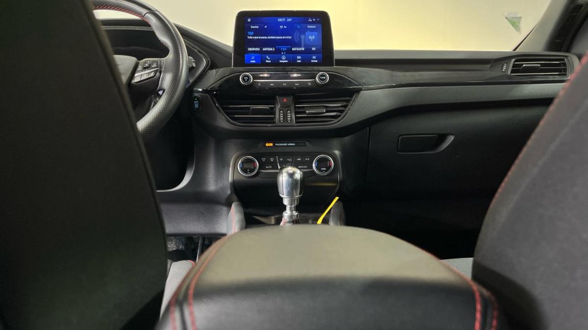 ford-kuga-2022-gasolina-1499cc