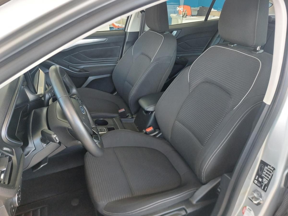 ford-focus-sw-2023-diesel-1499cc