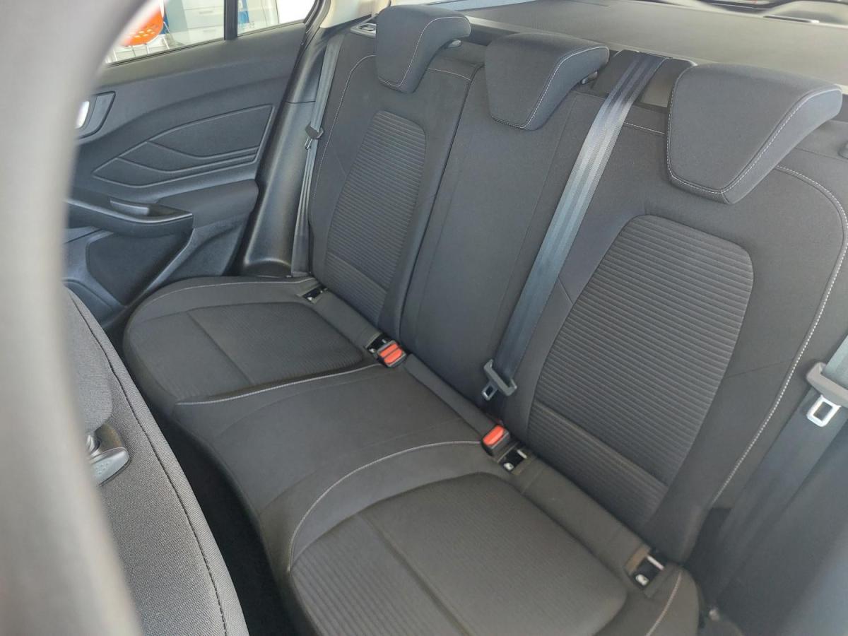 ford-focus-sw-2023-diesel-1499cc