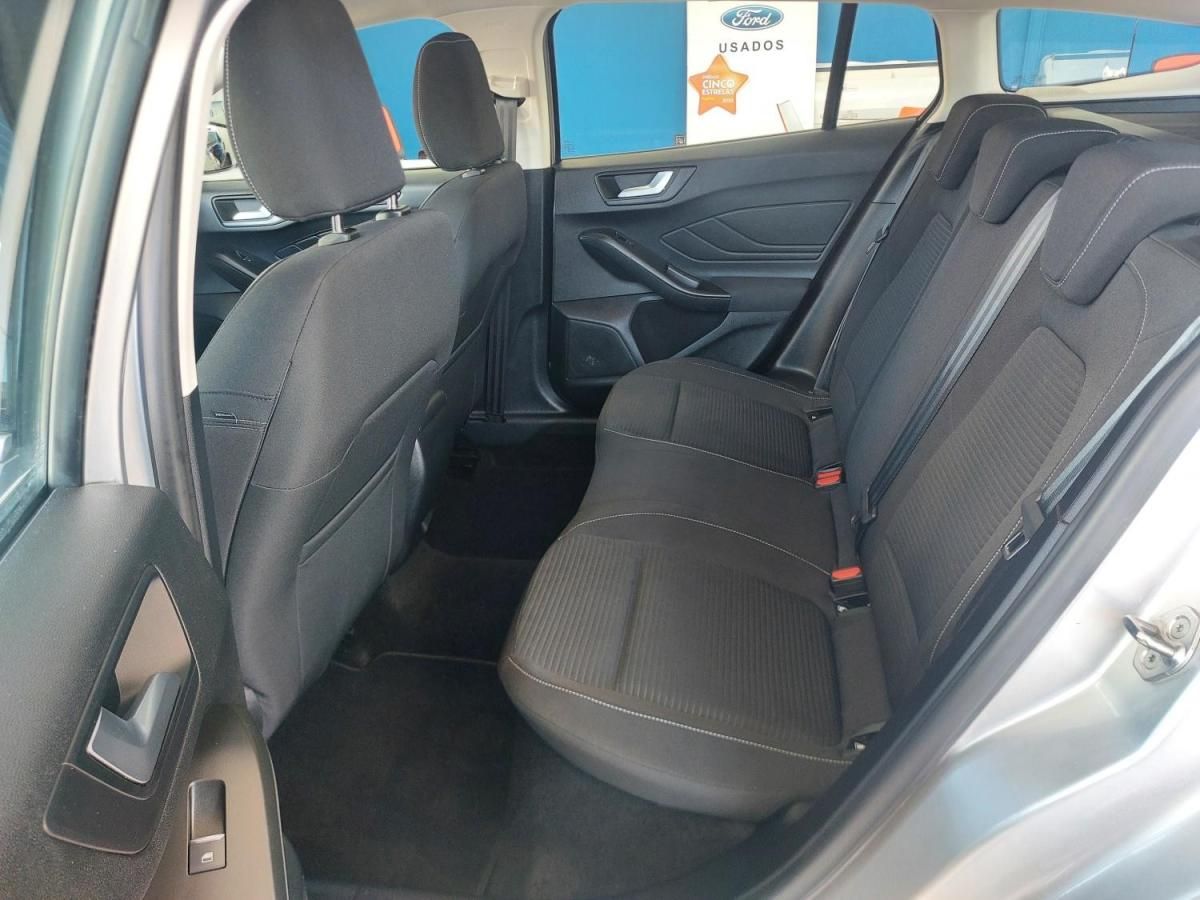 ford-focus-sw-2023-diesel-1499cc