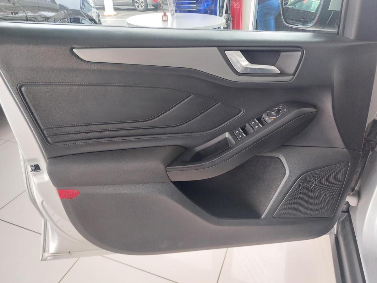 ford-focus-sw-2023-gasolina-998cc