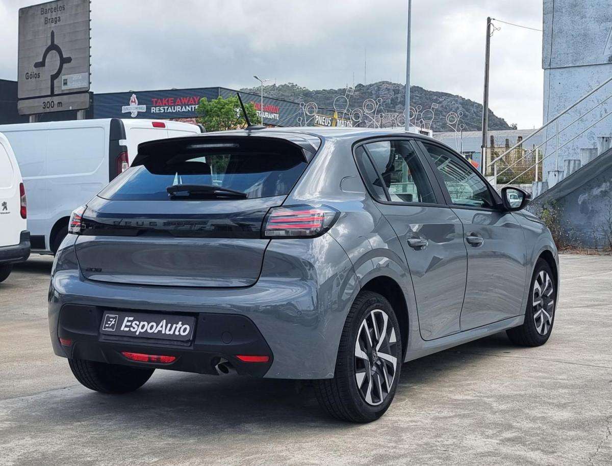 peugeot-208-2024-gasolina-1199cc