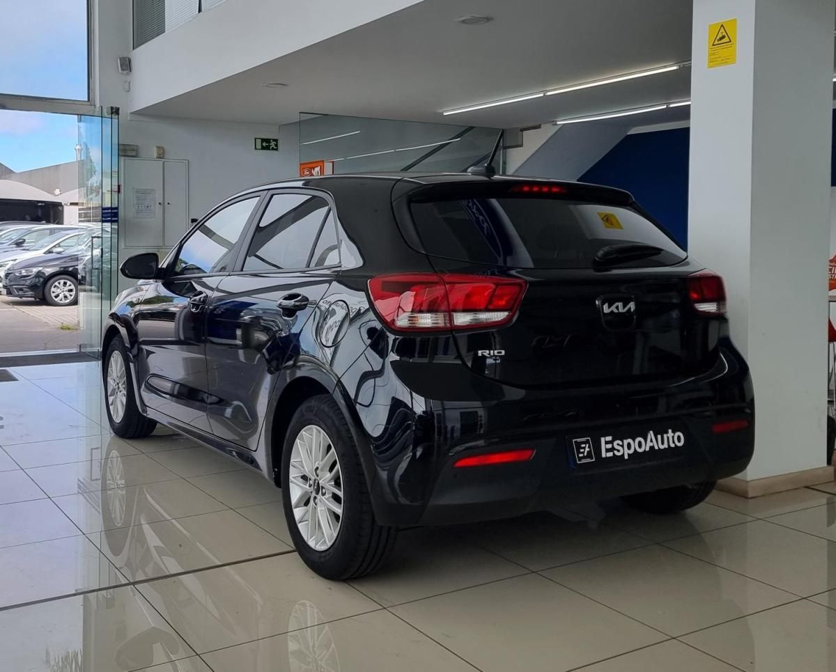 kia-rio-2021-gasolina-1197cc