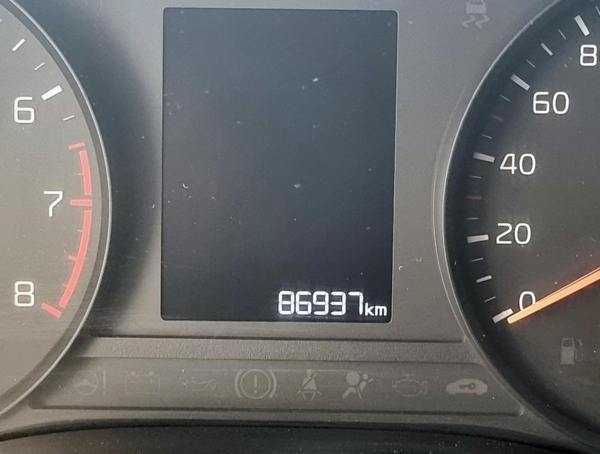 kia-rio-2021-gasolina-1197cc