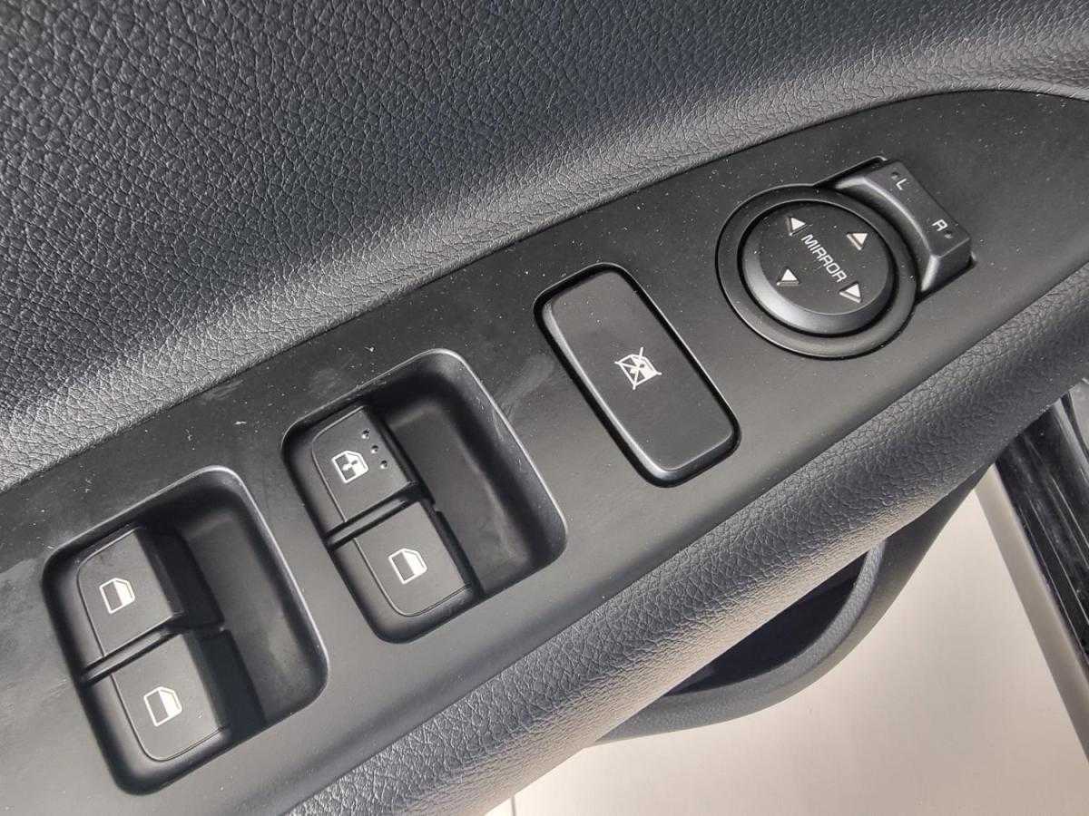 kia-rio-2021-gasolina-1197cc