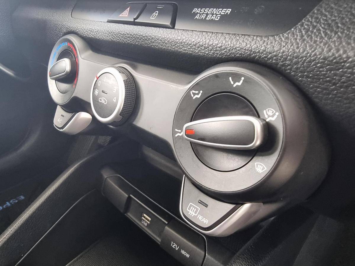 kia-rio-2021-gasolina-1197cc