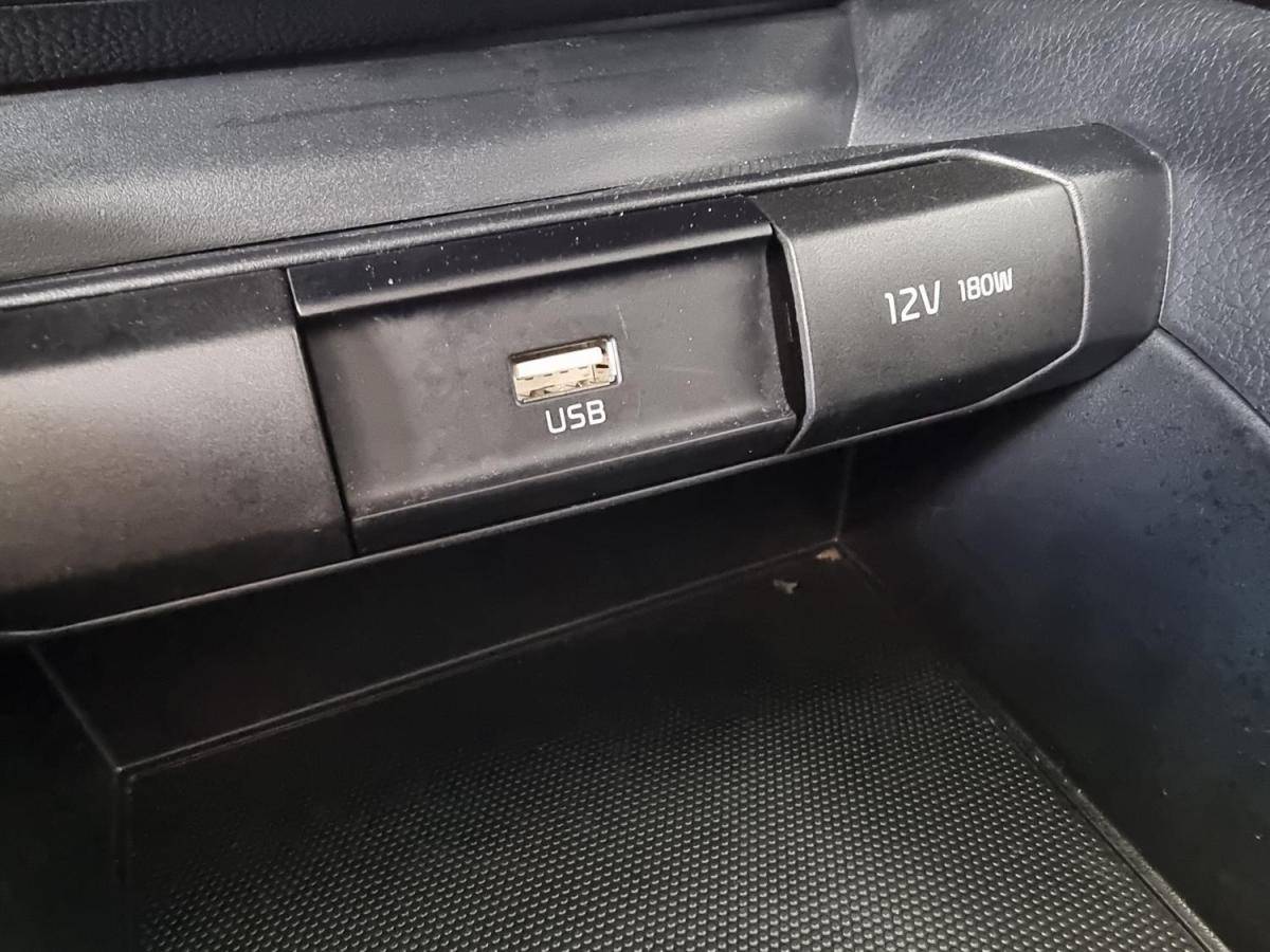 kia-rio-2021-gasolina-1197cc