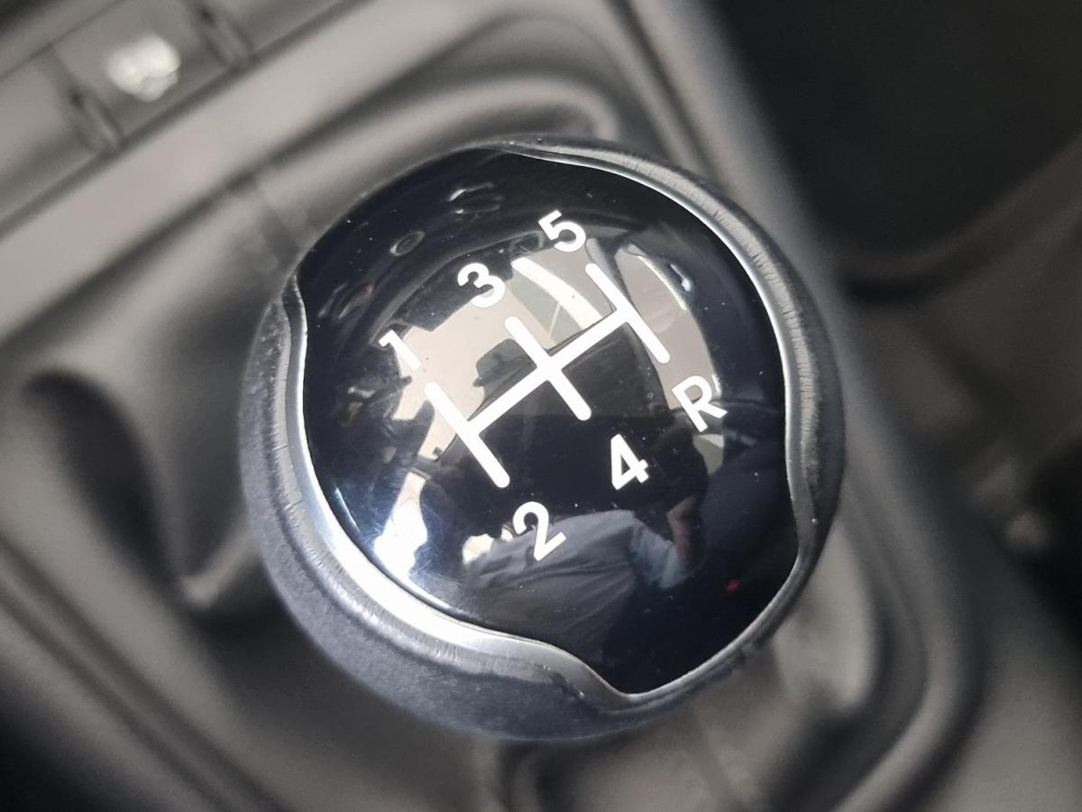 kia-rio-2021-gasolina-1197cc
