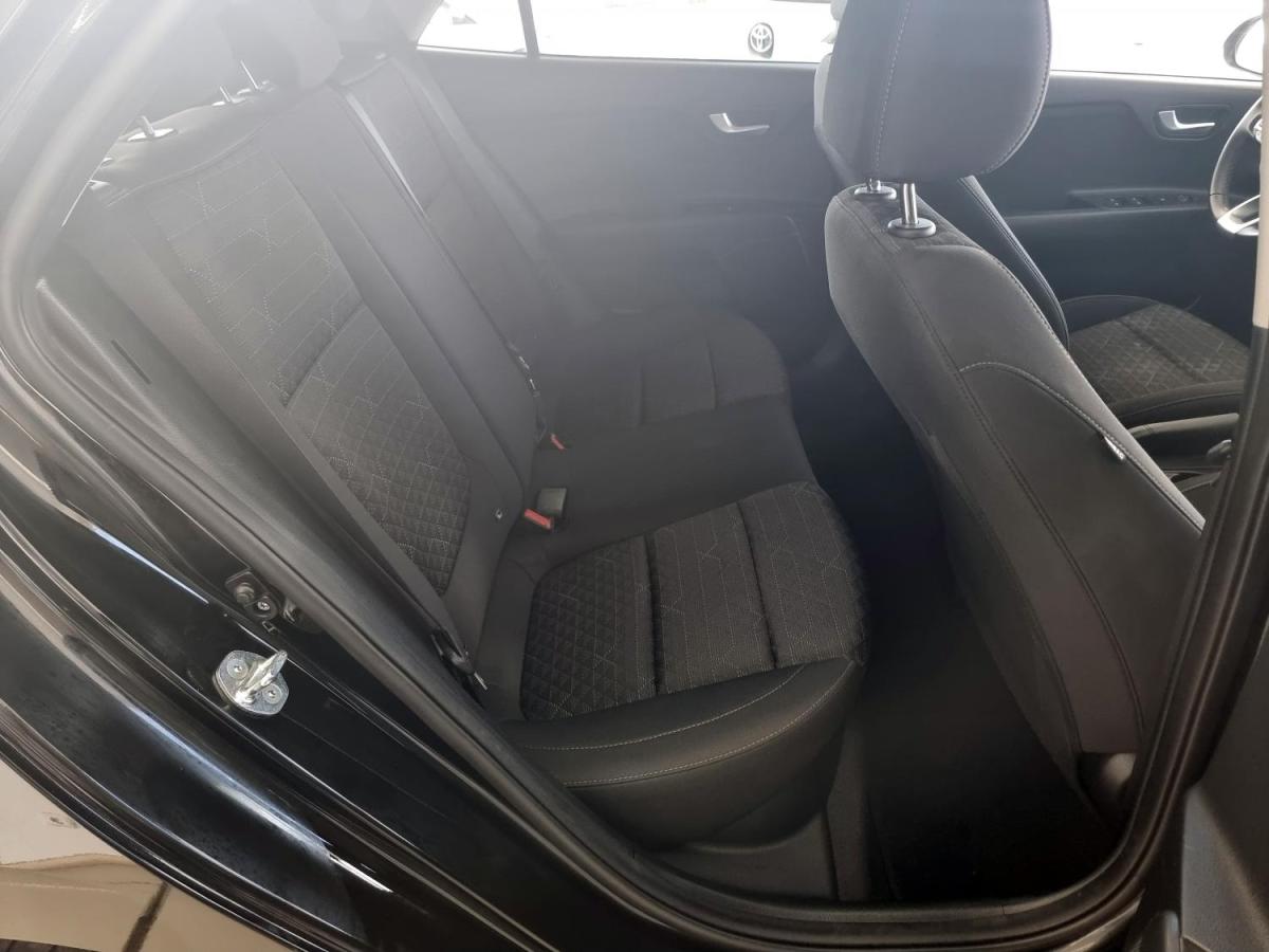 kia-rio-2021-gasolina-1197cc