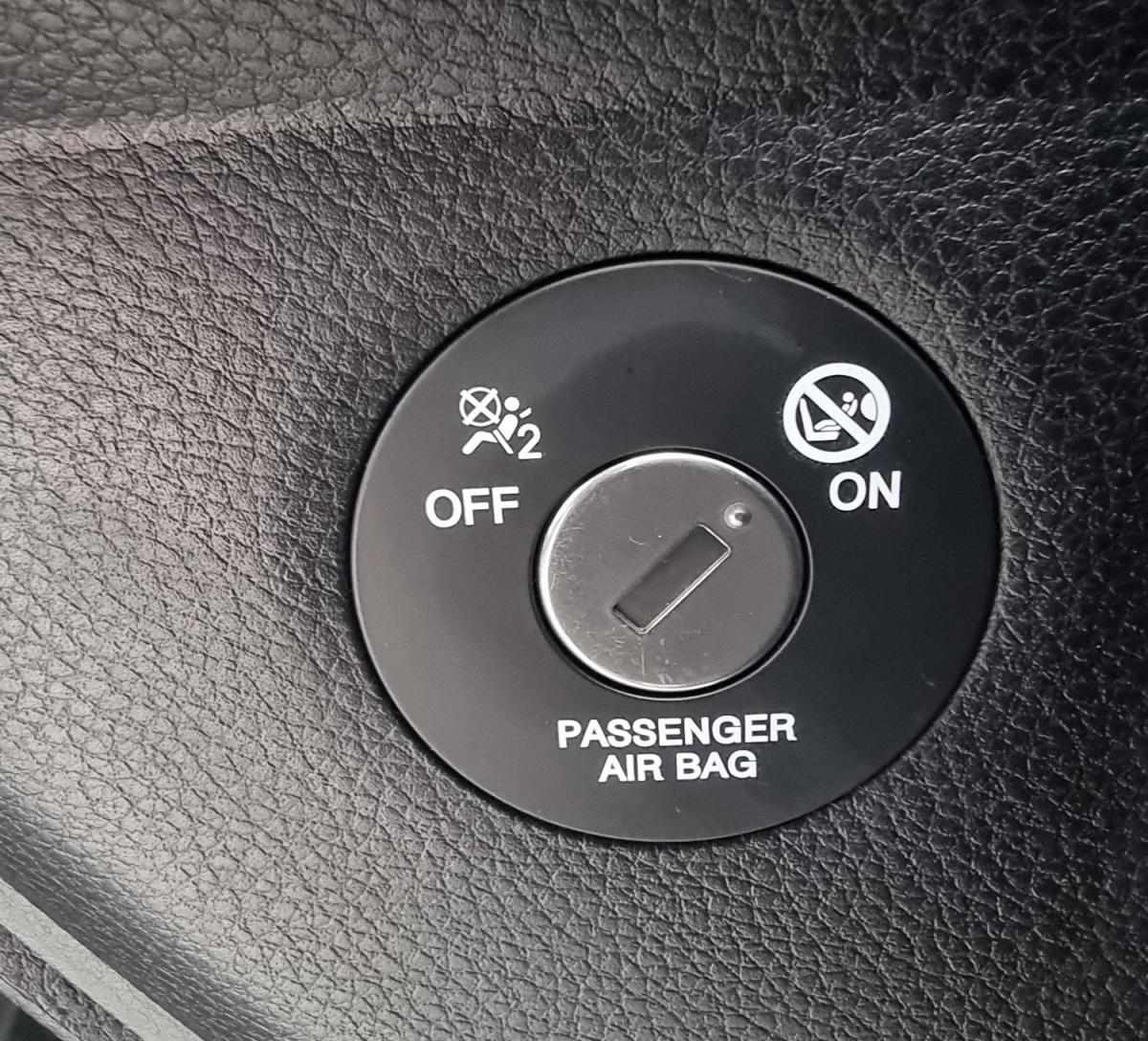kia-rio-2021-gasolina-1197cc