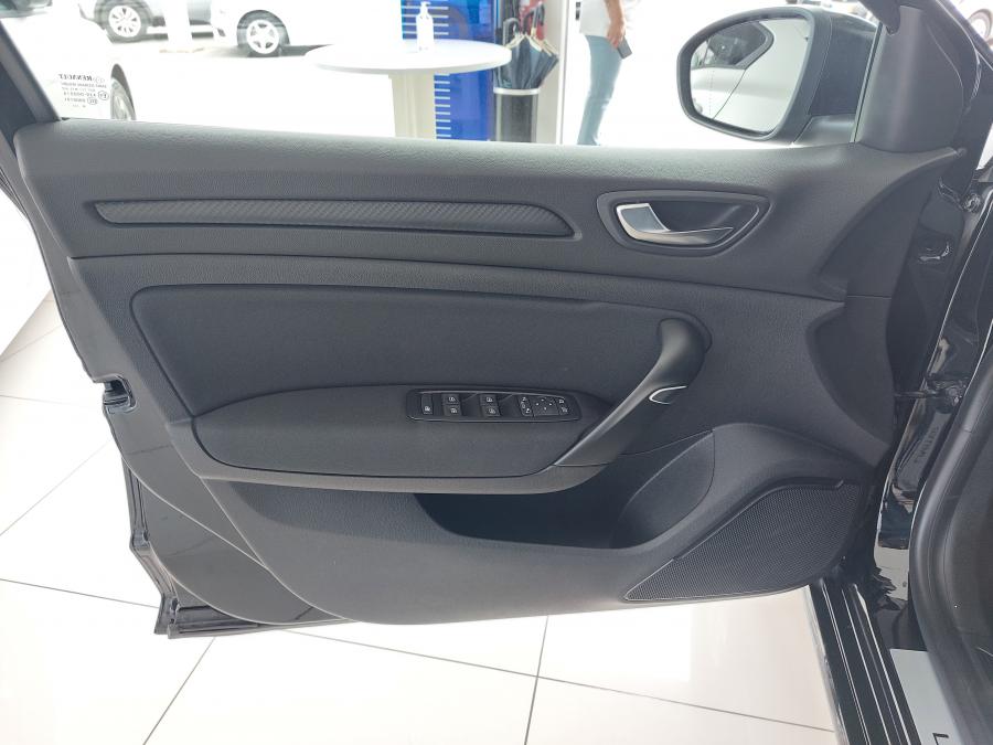 renault-megane-sport-tourer-2020-diesel-1461cc