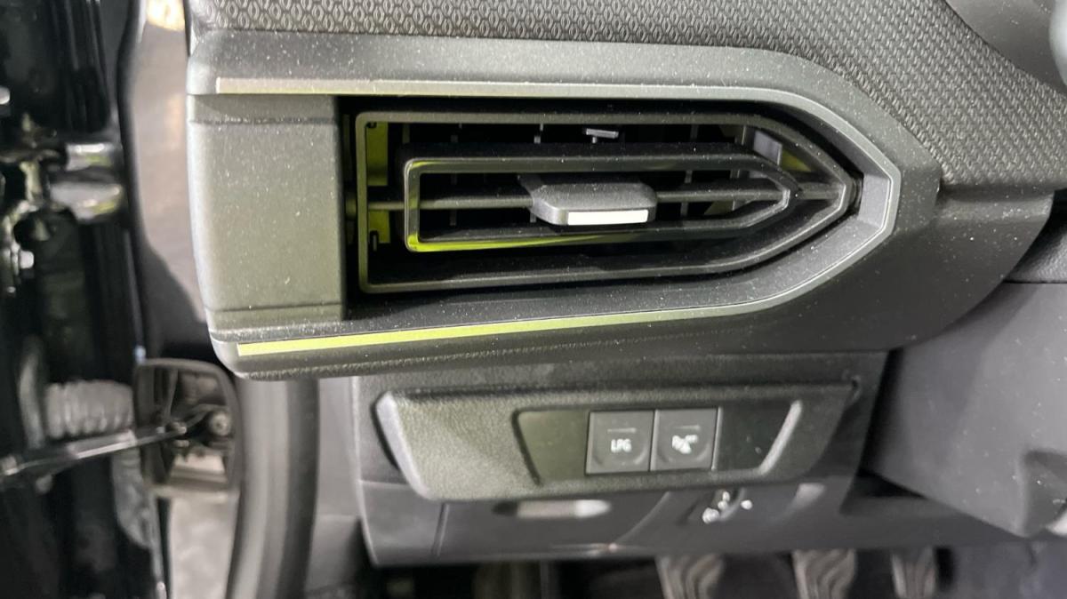 dacia-sandero-2023-gpl-999cc