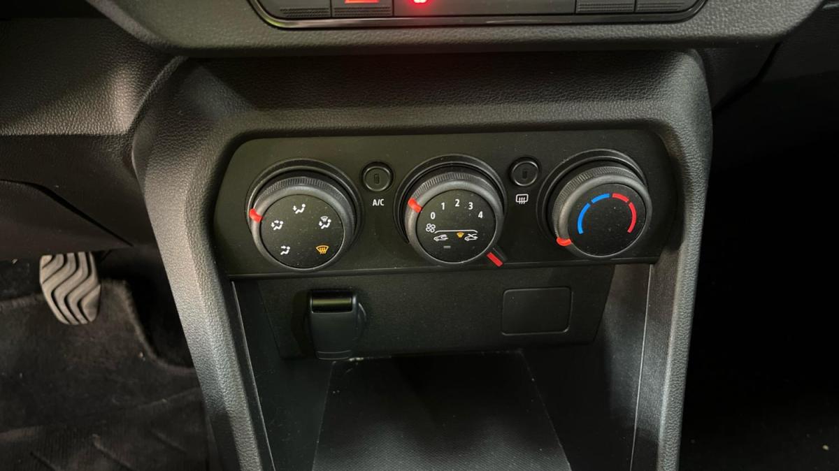 dacia-sandero-2023-gpl-999cc
