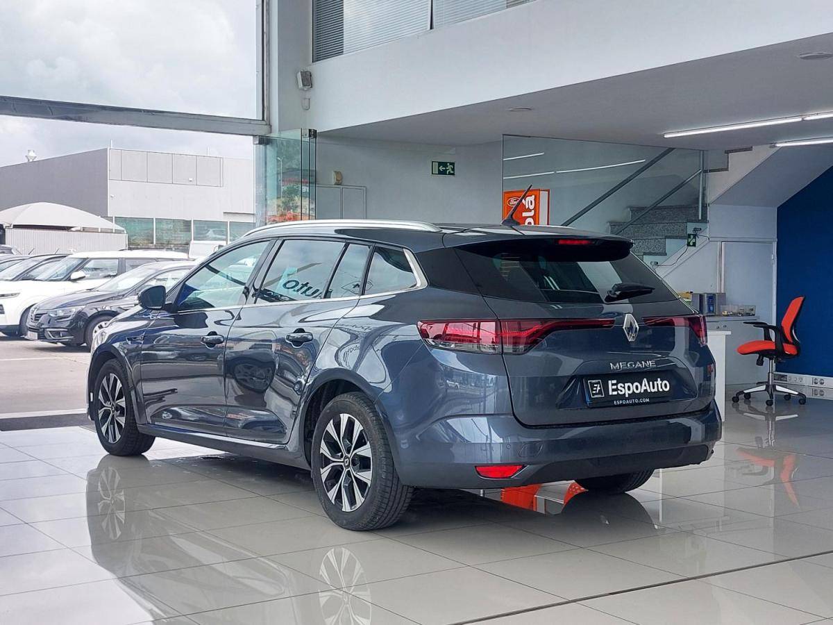 renault-megane-sport-tourer-2022-diesel-1461cc