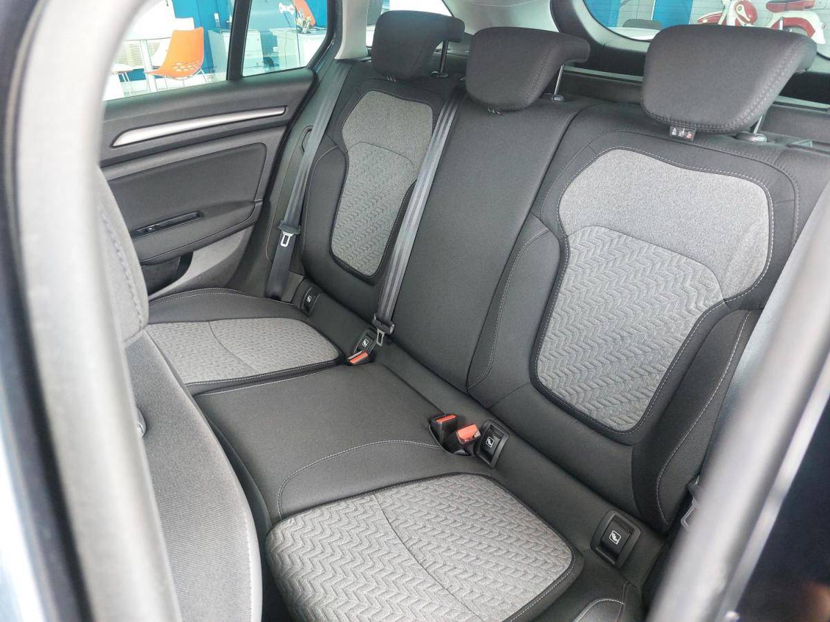 renault-megane-sport-tourer-2022-diesel-1461cc