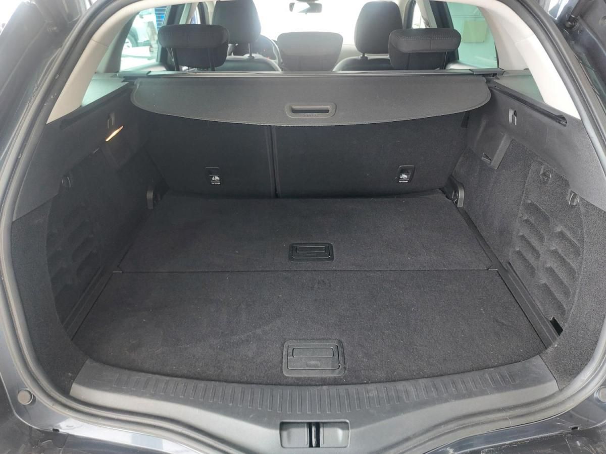 renault-megane-sport-tourer-2022-diesel-1461cc