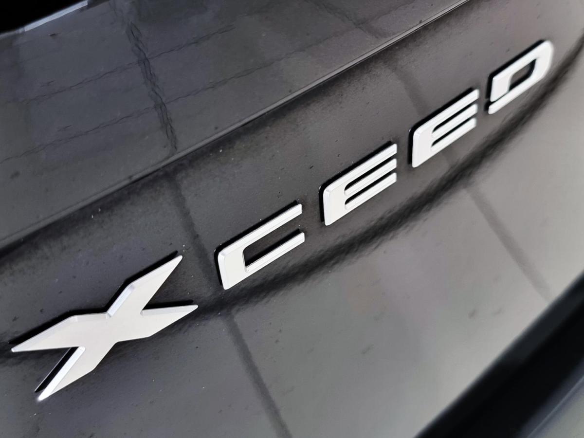 kia-xceed-2022-hibrido-a-gasolina-1580cc