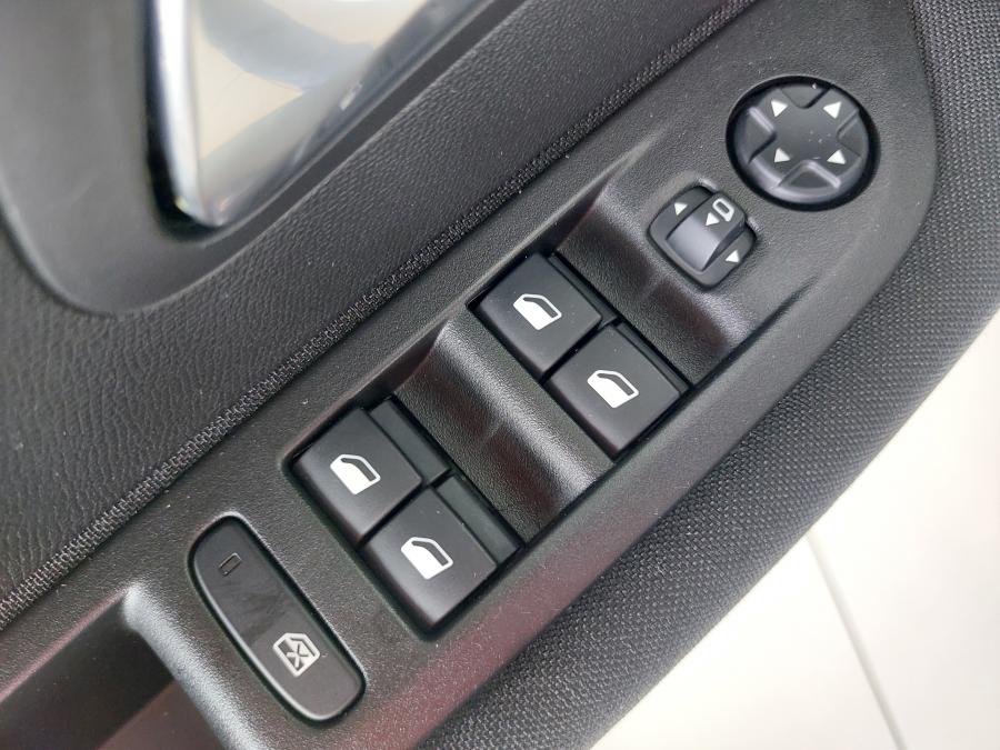 peugeot-e-208-2021-eletrico-0cc