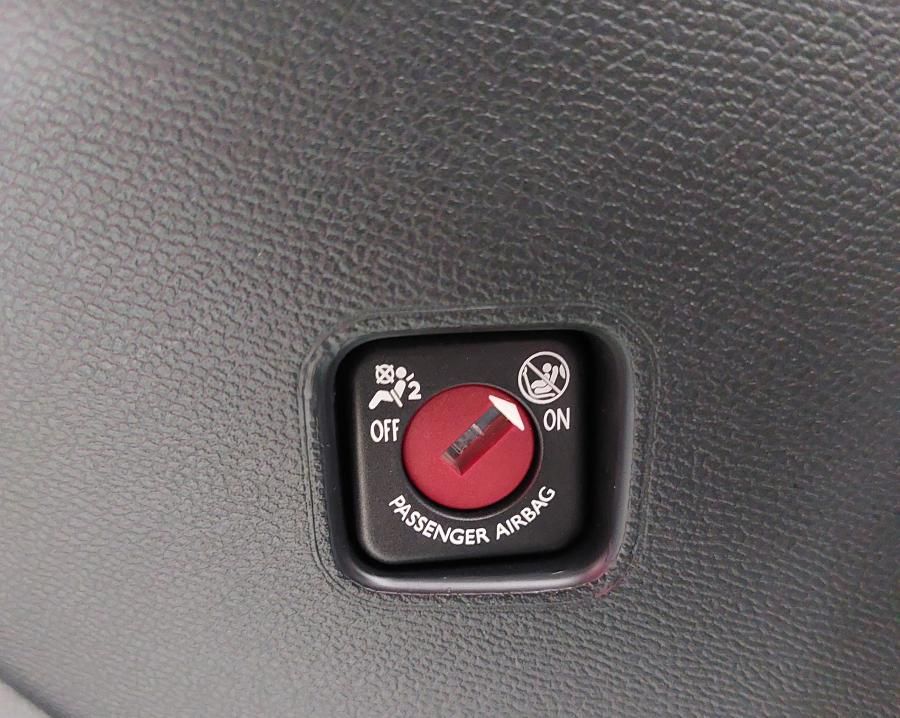 peugeot-e-208-2021-eletrico-0cc