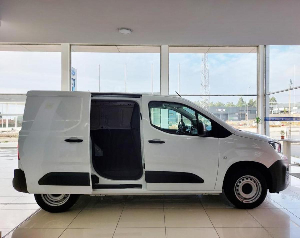 peugeot-partner-2019-diesel-1499cc