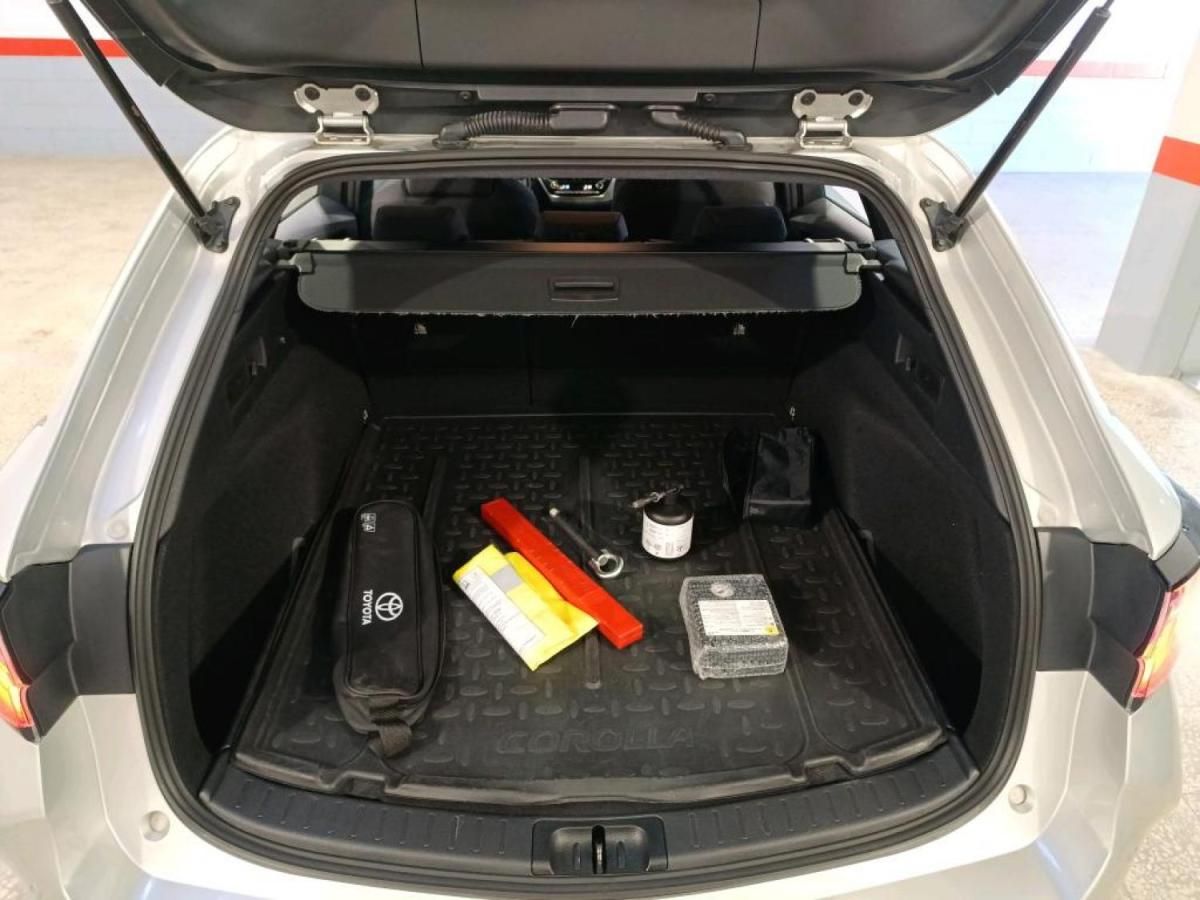 toyota-corolla-sw-2022-hibrido-a-gasolina-1798cc