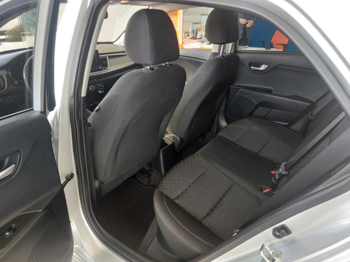 kia-rio-2021-gasolina-1197cc