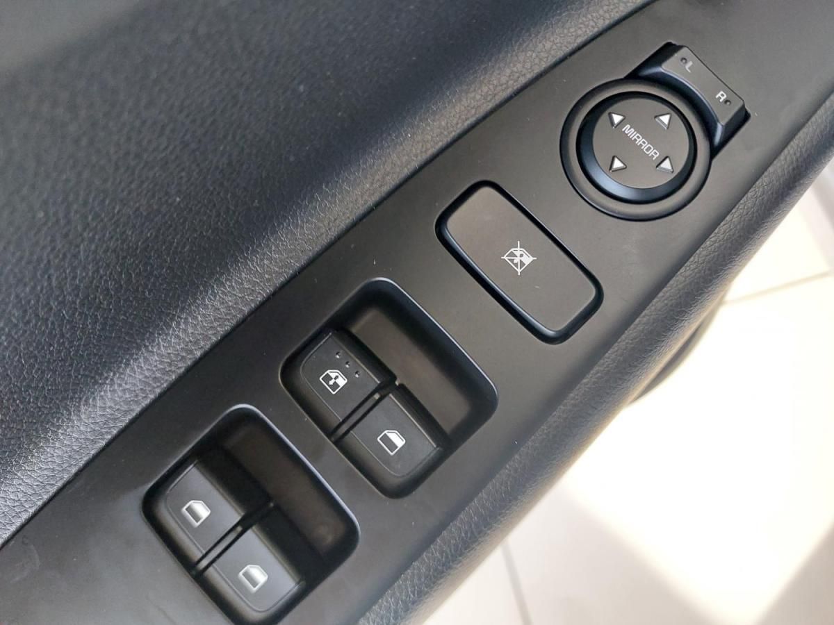 kia-rio-2021-gasolina-1197cc