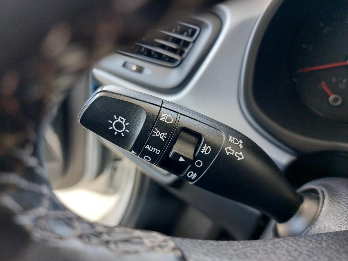 kia-rio-2021-gasolina-1197cc