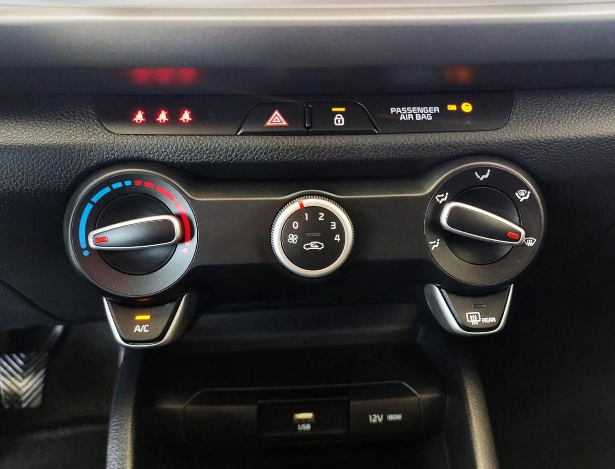kia-rio-2021-gasolina-1197cc