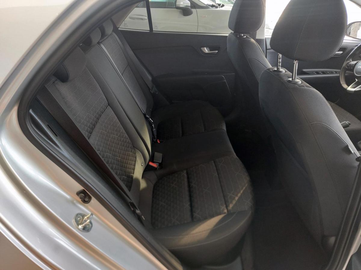 kia-rio-2021-gasolina-1197cc
