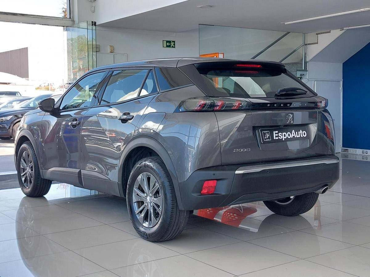 peugeot-2008-2021-diesel-1499cc