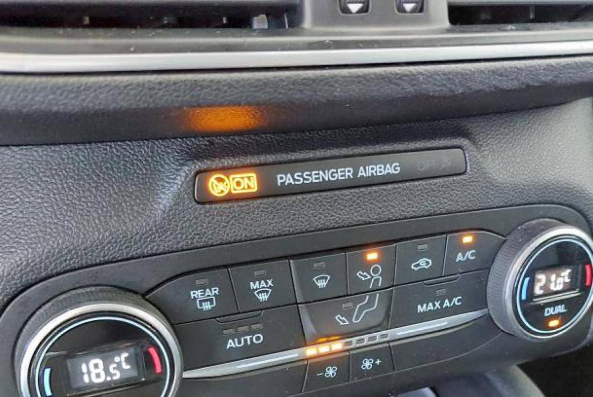 ford-focus-2019-diesel-1499cc