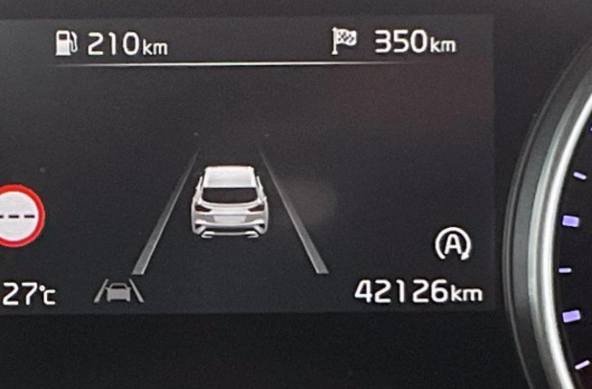 kia-xceed-2024-gasolina-998cc