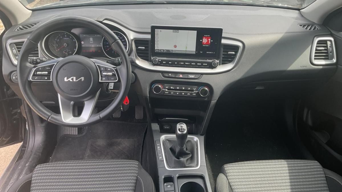 kia-xceed-2024-gasolina-998cc