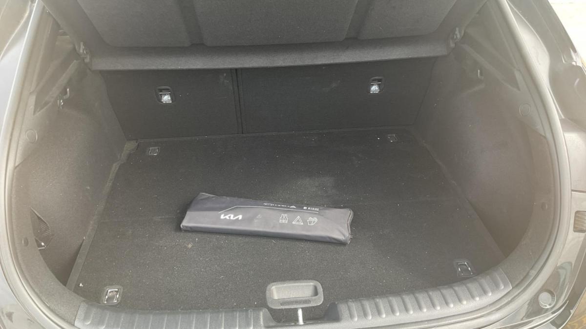 kia-xceed-2024-gasolina-998cc