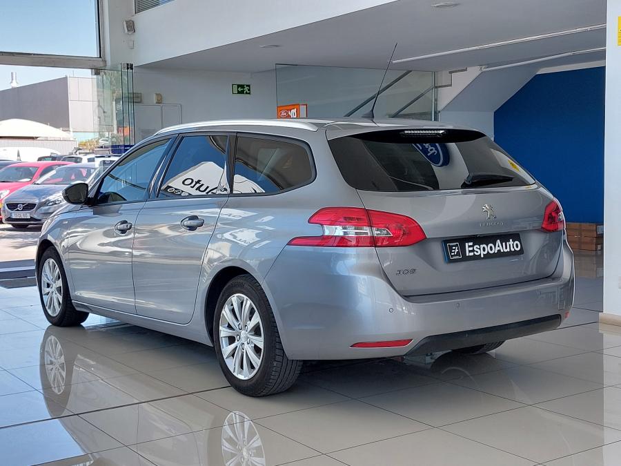 peugeot-308-sw-2021-diesel-1499cc