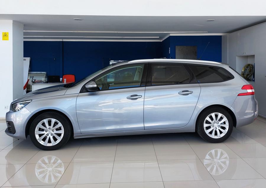 peugeot-308-sw-2021-diesel-1499cc