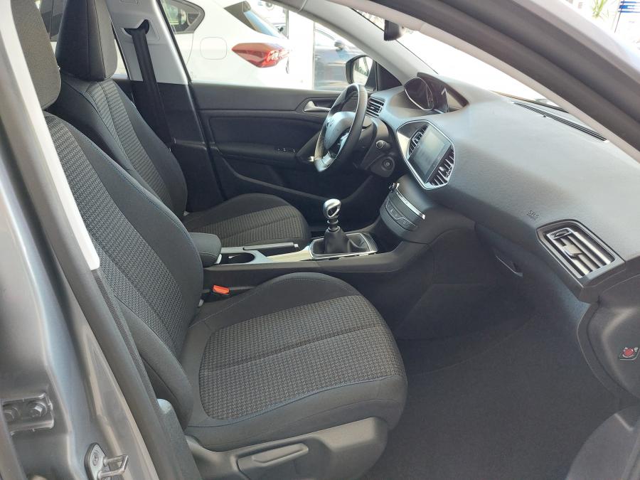 peugeot-308-sw-2021-diesel-1499cc